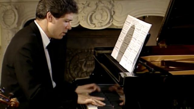 Mendelssohn - Piano Quartet No. 3 in B minor, Op. 3, III: Allegro molto (Gewandhaus-Quartett) смотреть онлайн