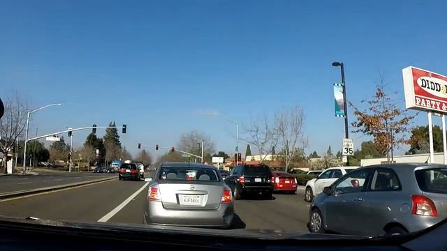 США 2407: есть ли такое место в силиконовой долине? Где живет Билл Гейтс? Илон Маск? товарищ Брин? смотреть онлайн