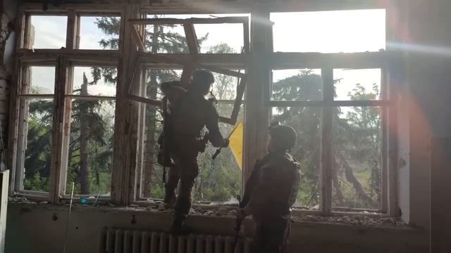 [ Альбом ]
Кадры занятия ВСУ небольшого посёлка Благодатное во Времьевском выступе.

Украинские солд