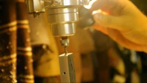 Резьбонарезной патрон