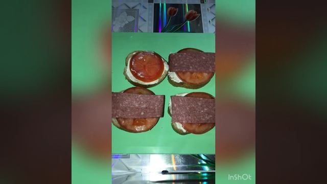 Горячые бутерброды в микроволновке. Быстро а главное вкусно.