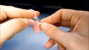 Двухсторонняя резинка крючком.