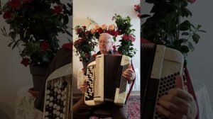 В душе моей всю жизнь звучит...