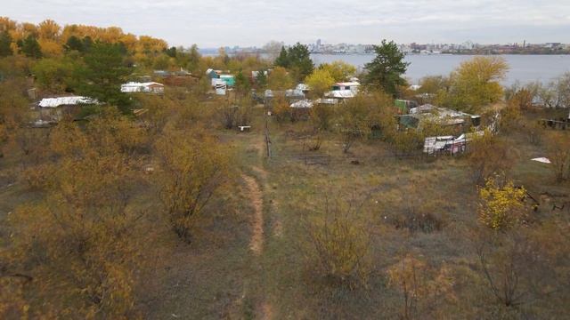 В Самаре местные жители построили городок на острове Поджабный (Проран) смотреть онлайн