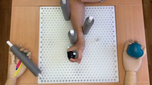 Цилиндрический хват. Тренируем активное разгибание и сгибание запястья I Эрготерапевт О.Вилдфанга