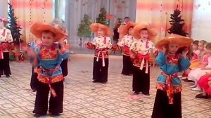 ДОУ 46, Чита, танец Грибочки