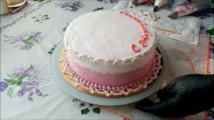Торт для женщины. Украшение торта.