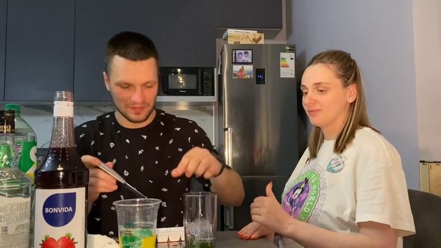 VLOG. Приготовление коктейля «МОХИТО» в домашних условиях ?// семейный домашний вечер смотреть онлайн