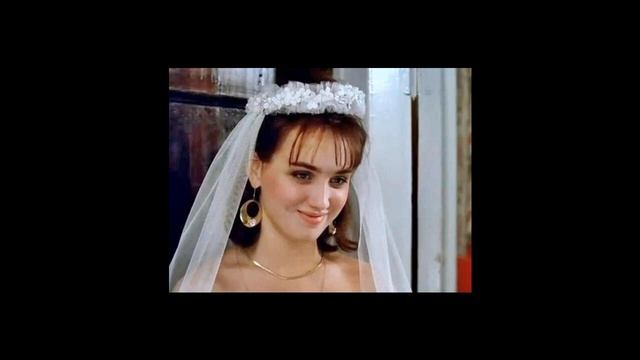 «От интердевочки к старшей горничной»: как в молодости выглядела Наталья Щукина? смотреть онлайн