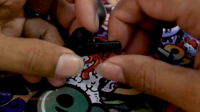 Review tws 90 pro bentuk unik смотреть онлайн