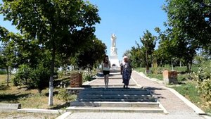 Храмовый комплекс в Ессентуках летом