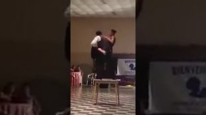 Танго на столе