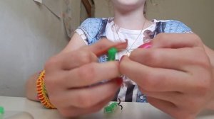 Как сделать сороконожку из резинок