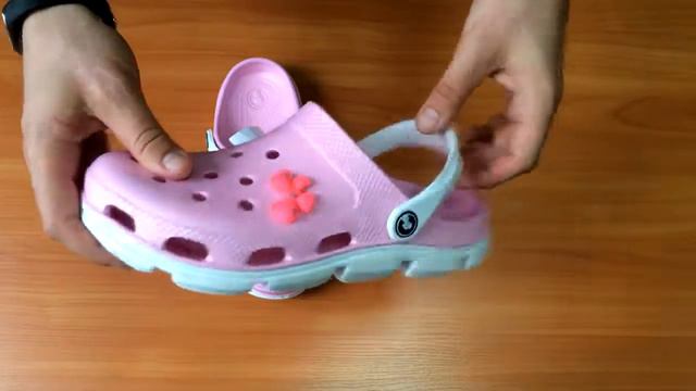 КРОКСЫ UA Видеообзор (розовый/белый) подросток смотреть онлайн