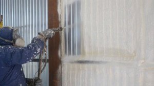 Напыление ППУ (2010год), работа на установке низкого давления.