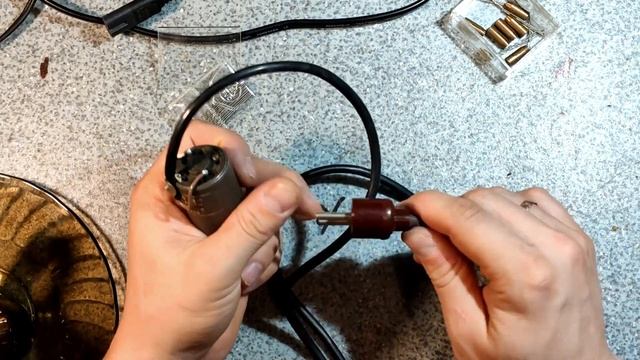 Сверление отверстий в печатных платах, просто и дешево, мини-дрель. смотреть онлайн