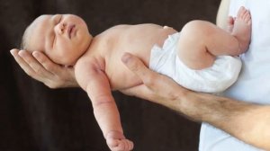 КАК ПРАВИЛЬНО ОДЕВАТЬ РЕБЕНКА В 1 МЕСЯЦ | Как одевать ребенка чтобы он чувствовал себя комфортно