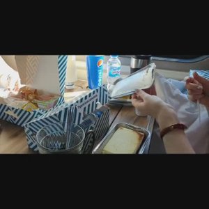 Поезд ТАВРИЯ. Возможность помыться и какая еда.