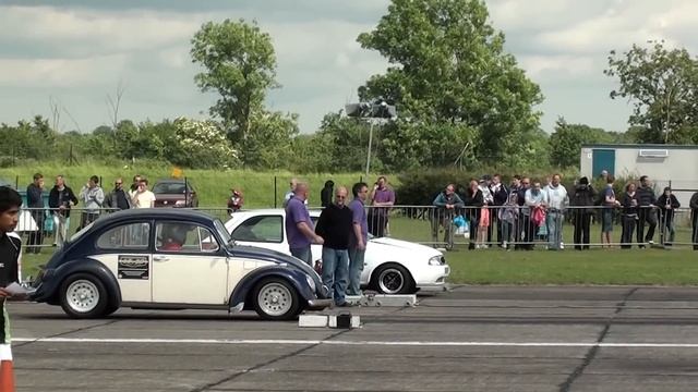 VW Beetle V's Ford Fiesta at North Weald 2012 смотреть онлайн