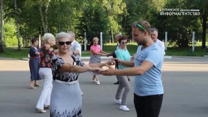 Танцевальная площадка с мастер-классами «Танцуем в парке»