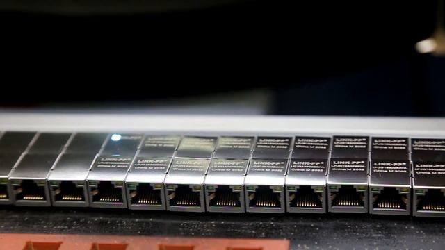 Pulse JXD3-0003NL Compatible LINK-PP LPJD6314DNL 10/100 Vertical Ethernet RJ45 Jack Without LED смотреть онлайн