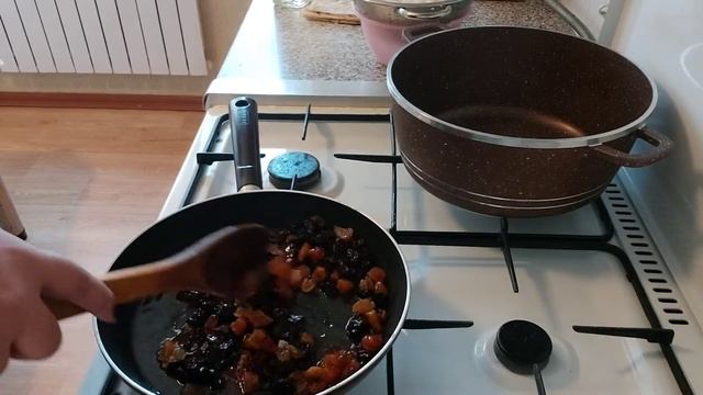 Рисовая плов с изюмом и цукатами смотреть онлайн