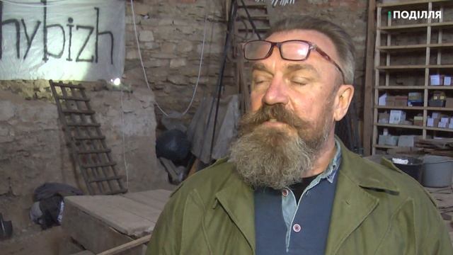 Кам’яну стіну, якої немає на мапі замку, розкопали археологи у Меджибожі смотреть онлайн