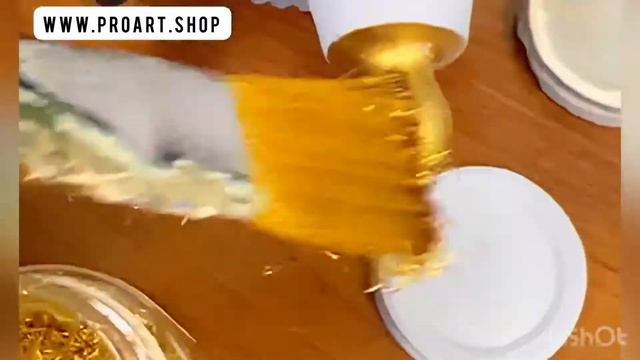 Отливка из акрилового гипса. Красим меловой краской и лаковой поталью.