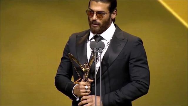 Come può "Can Yaman" perdere peso? смотреть онлайн