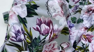 Трикотаж серого цвета с принтом пионы , листья 38108