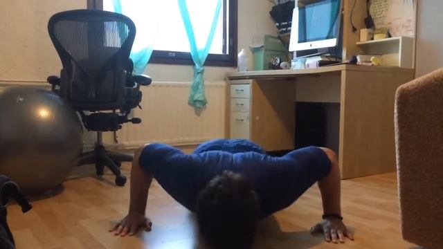 Отжимания в стандартном упоре для sompete.com 33раза смотреть онлайн