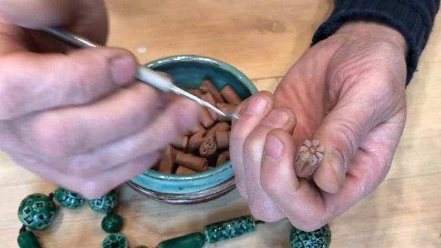 ? Штампики - печатки из дерева и глины от Николая Яценко для создания узоров Волшебство керамики смотреть онлайн