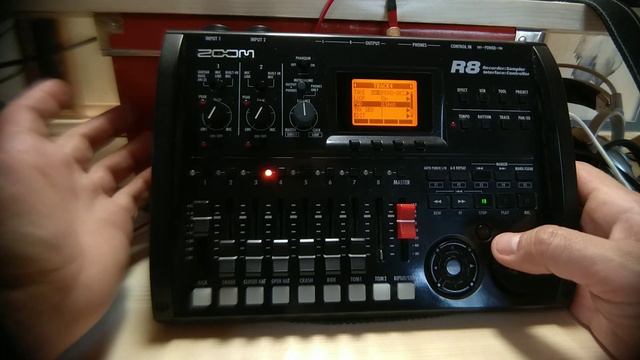How to use sampler in Zoom R8 / Функции сэмплера