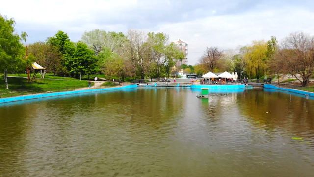 ОДЕССА СЪЕМКА С КВАДРОКОПТЕРА. ПАРК ПОБЕДЫ ОДЕССА вид с коптера смотреть онлайн