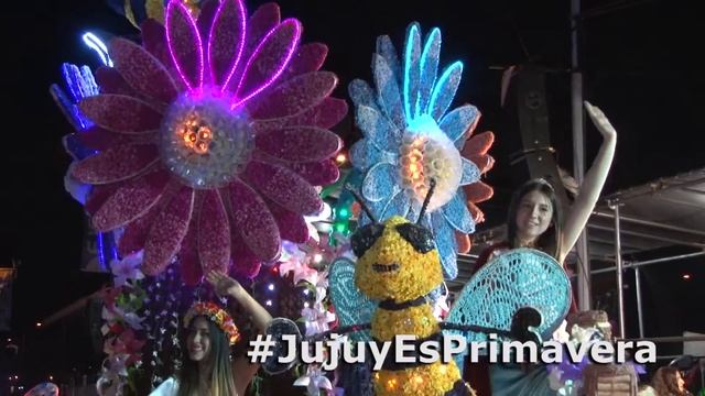 Fiesta Nacional de los Estudiantes 2016 - Las Reinas en la Ciudad Civica смотреть онлайн