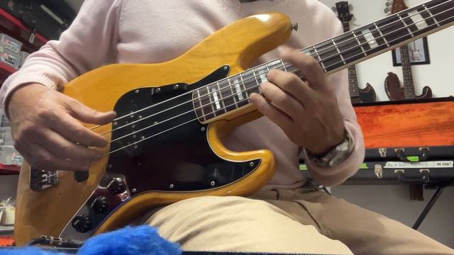 1978 Jazz Bass Natural - Rosewood смотреть онлайн