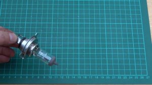 Toyota Corolla- how to change the headlight bulb. Fielder Hybrid edition