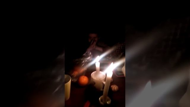 Молитва ребенка в Крыму, во время блэкаута. смотреть онлайн