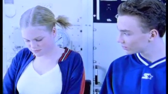 2 Brothers on the 4th Floor - Heaven is Here (Official Video) - (Resolution360P-MP4) смотреть онлайн