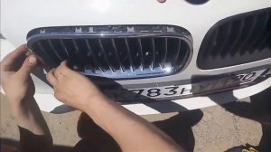 Снятие и установка решеток радиатора BMW F10