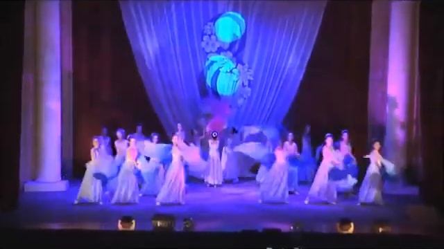 Танцевальная композиция "Элегия замерзших цветов", преподаватель Олейникова Е.А. смотреть онлайн