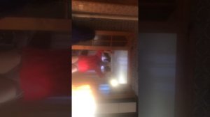 Как садится в инвалидную коляску