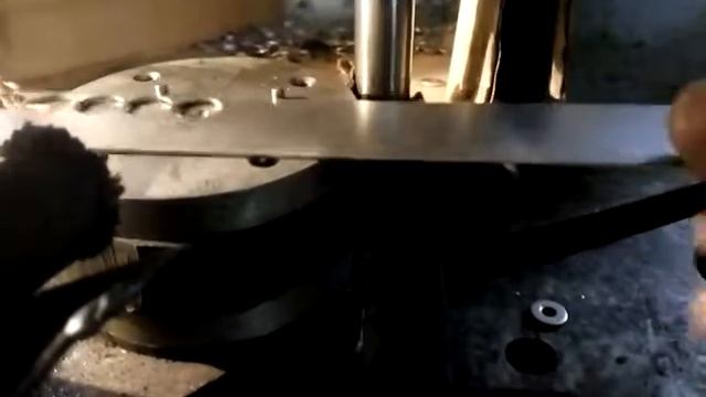Холодная штамповка увеличенной шайбы М4 (компаундный штамп)