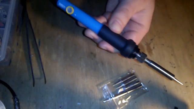 Паяльник 60w 200-450градусов. Тест, комплектация и тд. смотреть онлайн