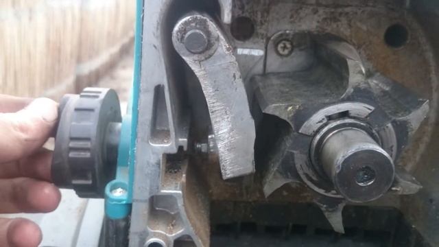 Как довести садовый измельчитель веток Makita UD 2500 до совершенства 2 серия. смотреть онлайн