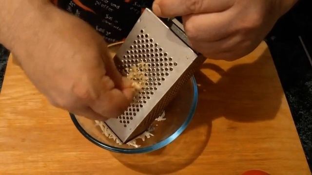 Помидор фаршированный сыром и чесноком. Рецепт -трагикомедия))) Смотреть ВСЕМ! смотреть онлайн