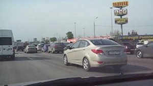 Пробка из-за стоянки на МКАД возле "Садовода"