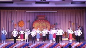 8. "Калинка малинка"
