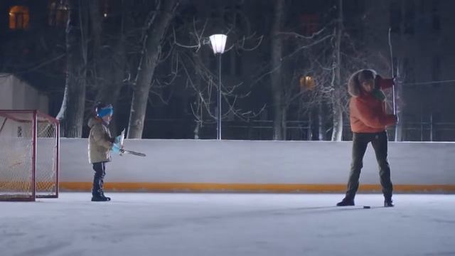 Саша и хоккейная форма смотреть онлайн