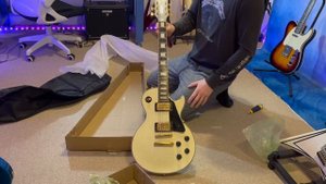 Burny Fernandes RLC 60 UNBOXING POORLY PACKED!